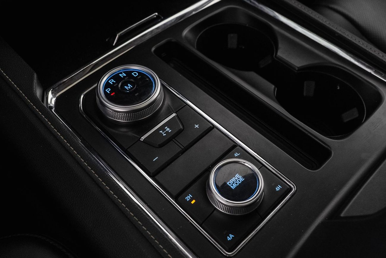 Ford Expedition XLT 3.5L (380 HP) 4WD