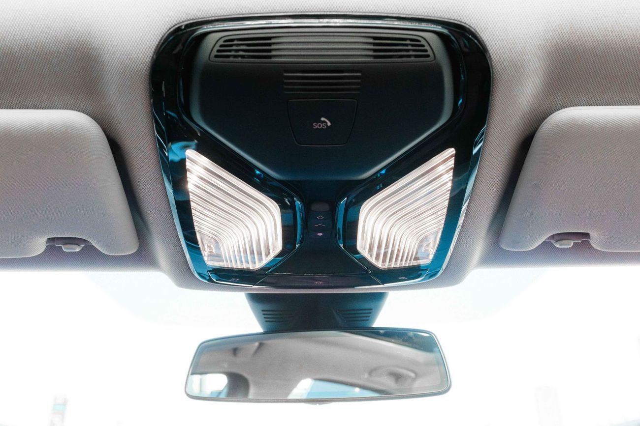 بي أم دبليو i3 2026 BMW i3 eDrive35L – M Power Kit (EV)