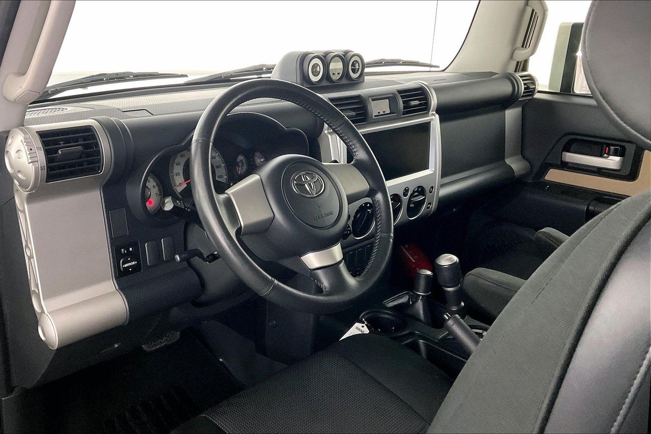 Toyota FJ Cruiser GXR | Guaranteed Warranty | 0 Down Payment