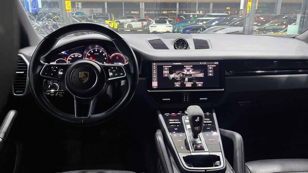 Porsche Cayenne STD