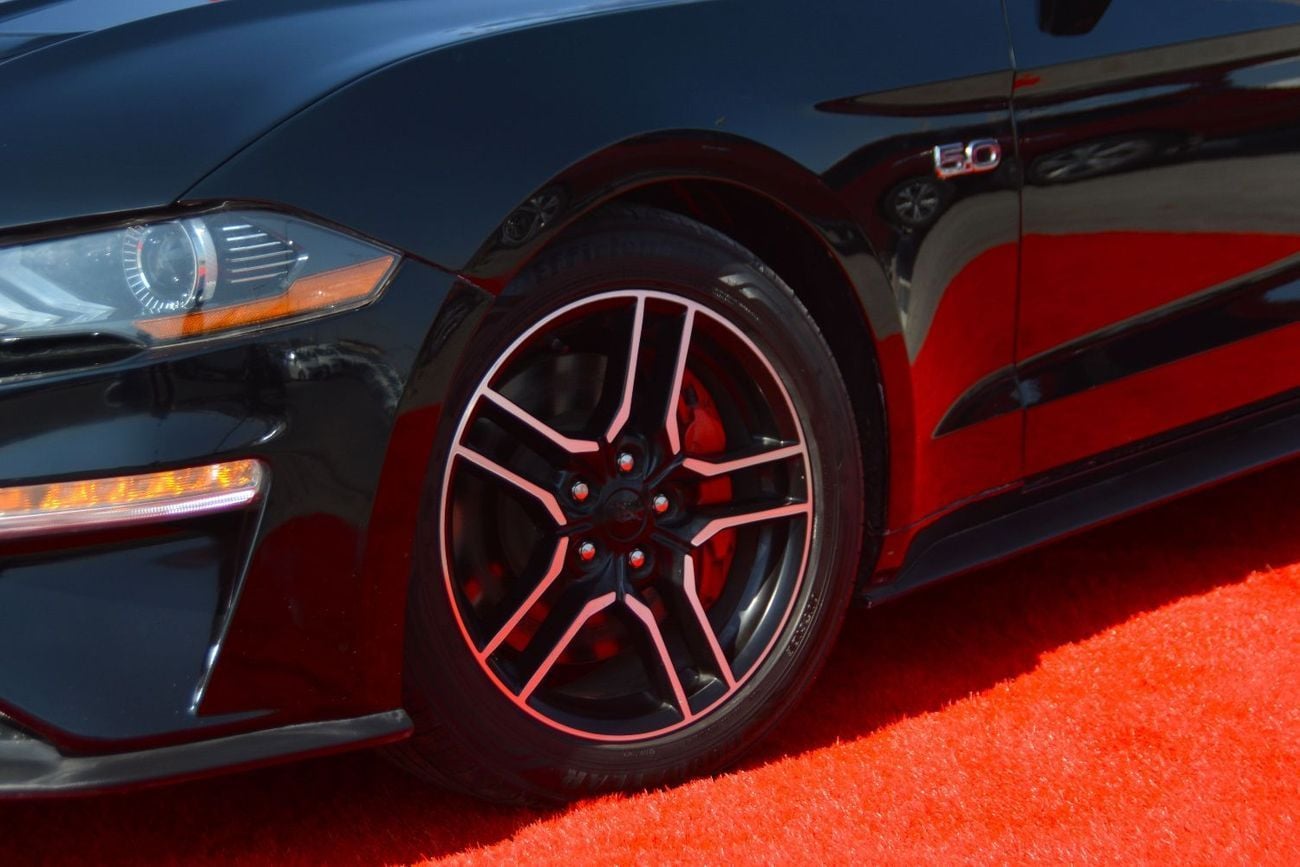 Ford Mustang GT Premium 5.0L V8
