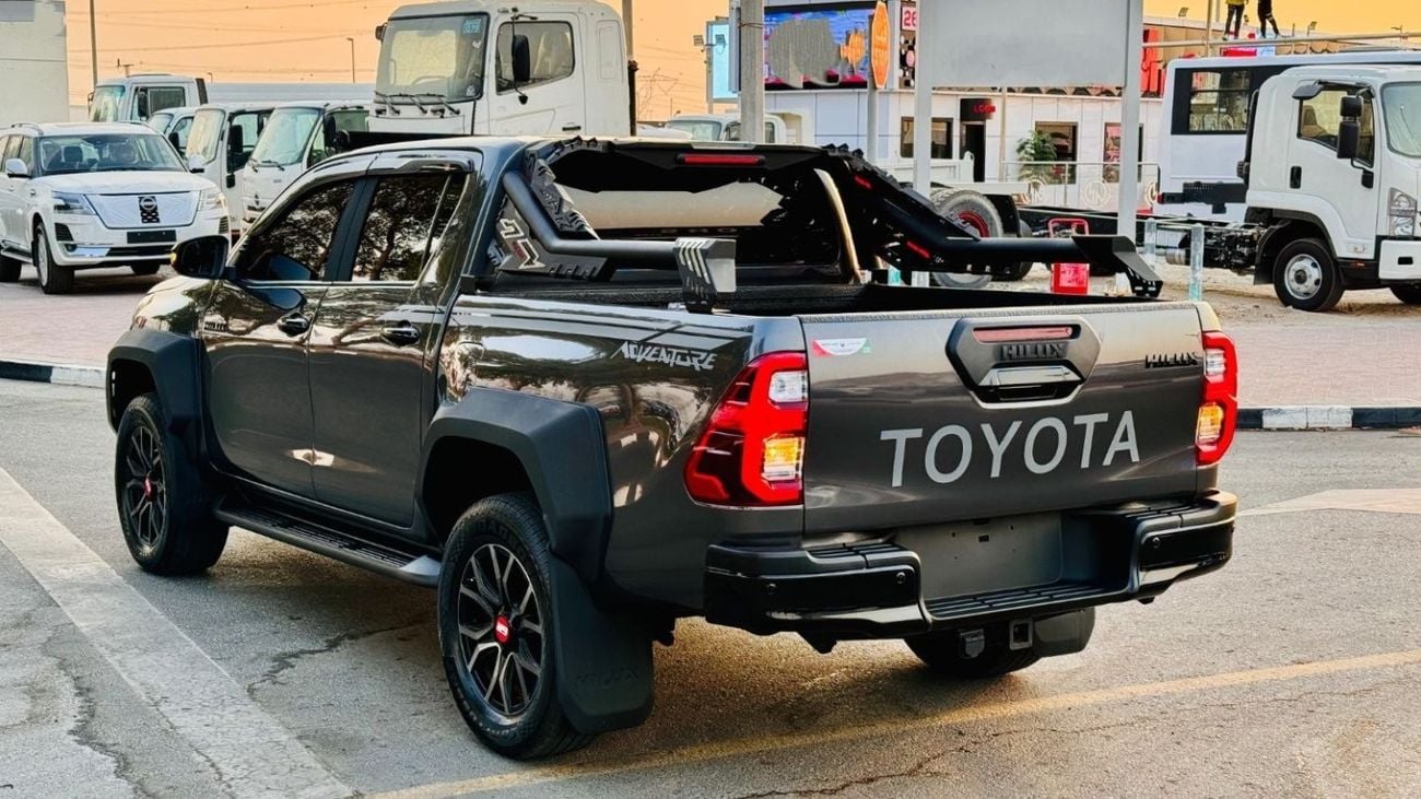 تويوتا هيلوكس -