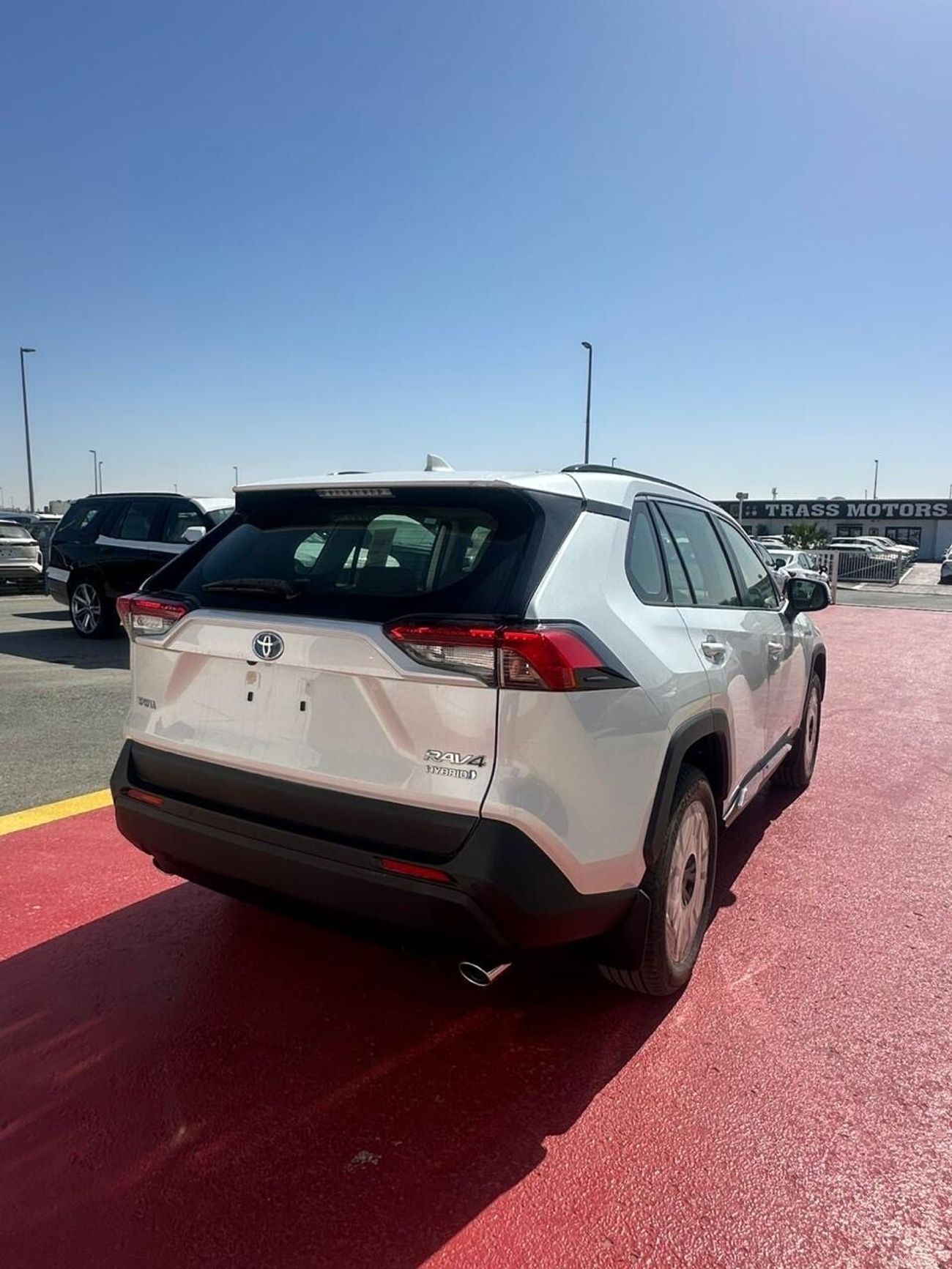 تويوتا راف ٤ 2.5L XLE Hybrid