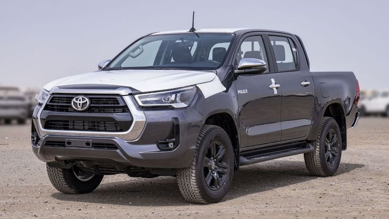 تويوتا هيلوكس Toyota Hilux Sr5 2.4L Diesel 2024 full option for export only