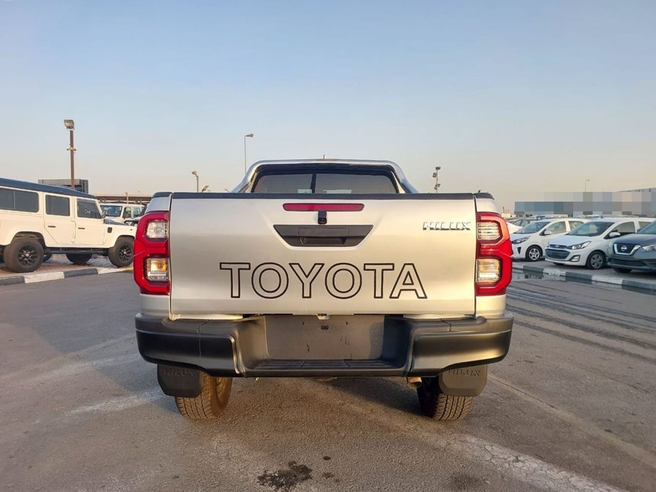 Toyota Hilux TOYOTA HILUX PICKUP RHD 2024 MODEL 2.8 L DIESEL AUTOMATIC(PM82106)