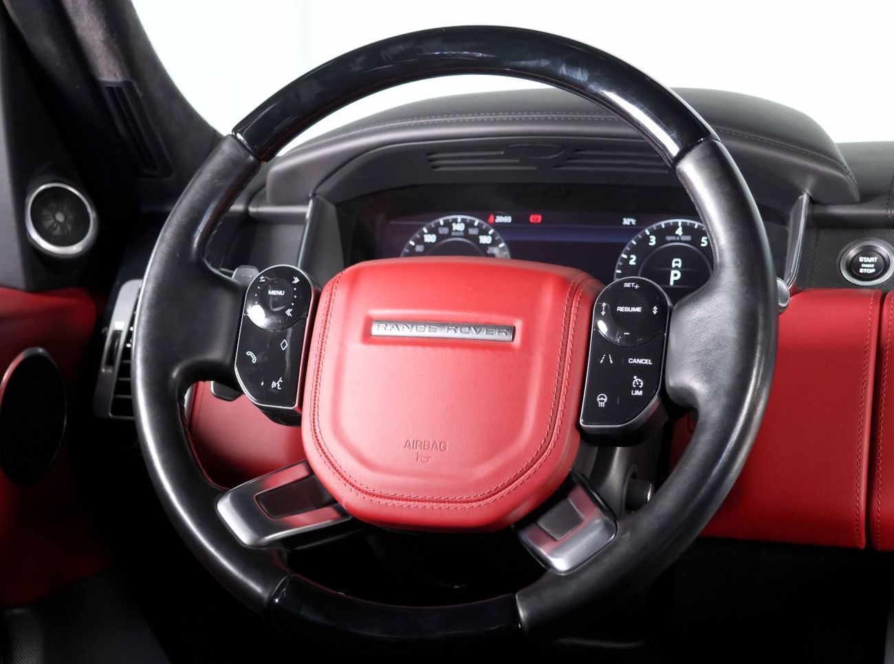 لاند روفر رينج روفر 2021 - RANGE ROVER VOGUE P525 AUTOBIOGRAPHY - IMMACULATE CAR