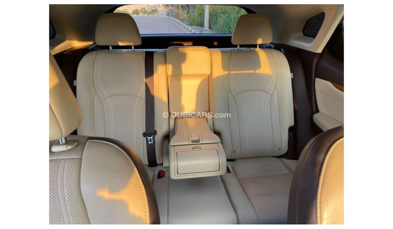 لكزس RX 350 بلاتينوم لكزس ار اكس 350 2018 بحاله ممتازه جدا