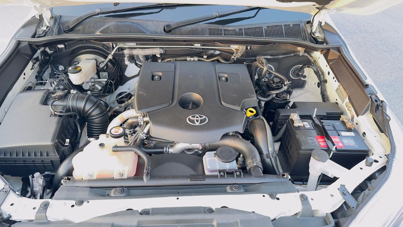 Toyota Hilux PREMIUM CONDITION | RHD | 2.8L DIESEL | 2017 | BOOT COVER | ELECTRIC SEAT