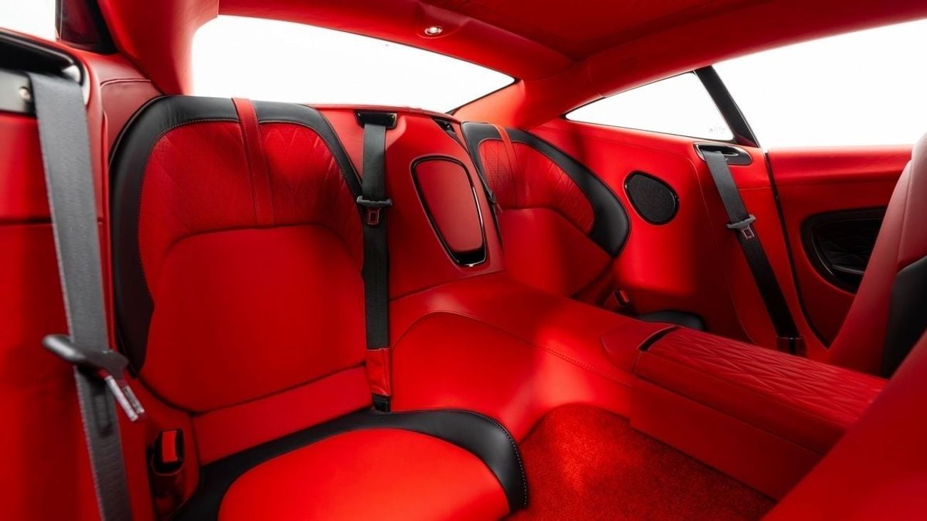 أستون مارتن DB12 - 2024 - GCC Specs - Under Warranty and Service Contract