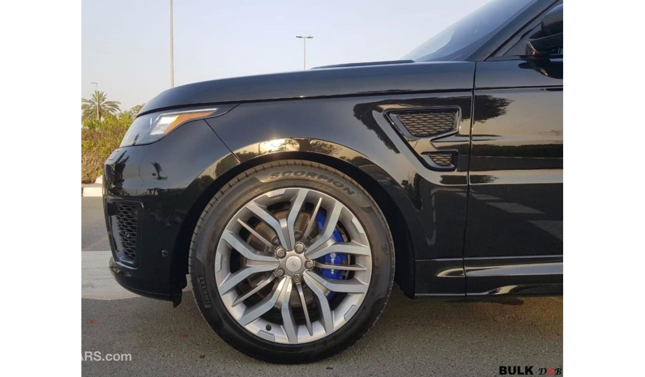 Land Rover Range Rover Sport SVR Range Rover Sport SVR - Panoramic Roof - Carbong Fiber - AED 5,438 AED/Montly - 0% DP - Under Warran