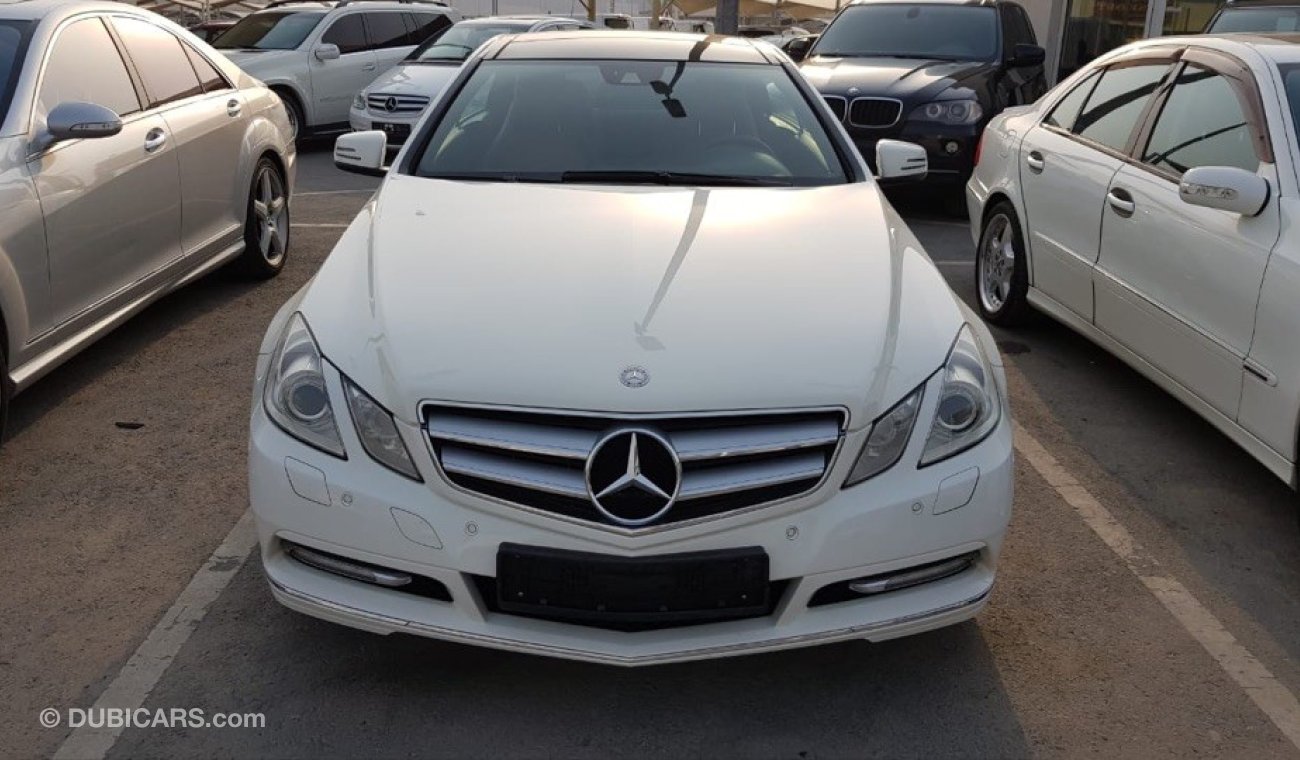 مرسيدس بنز E 250 مرسيدس E250كوبيه السياره خليجيه بحاله ممتازه من الداخل والخارج السياره حاله الوكاله مالك اول مسرفسه