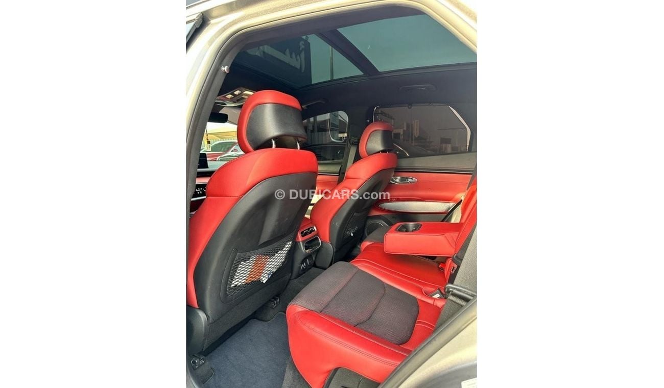 Genesis GV70 Royal Sport