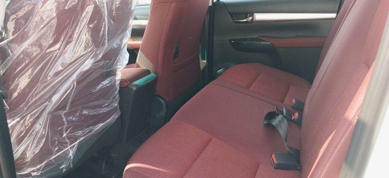 Toyota Hilux Toyota HILUX DC 2.7L Petrol MT 2025YM