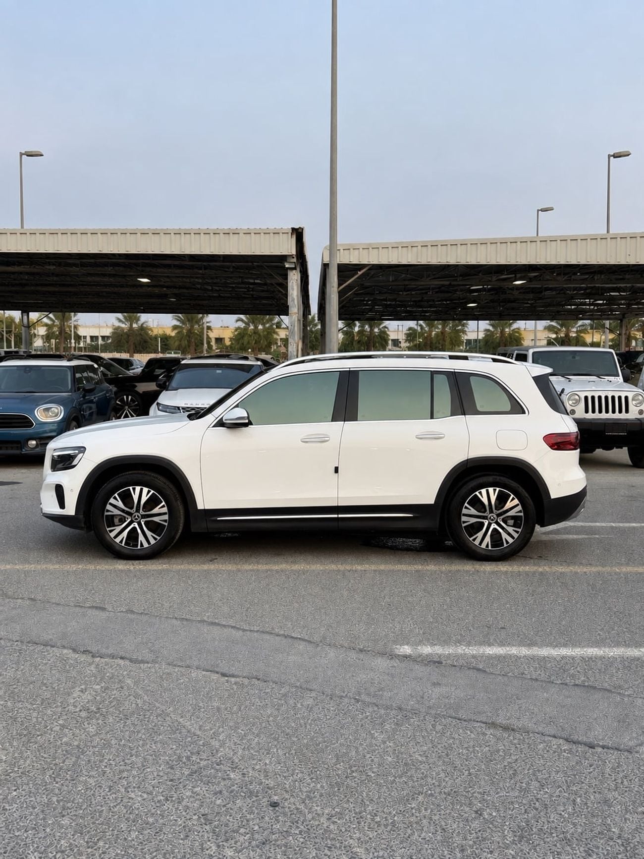 Mercedes Benz GLB200