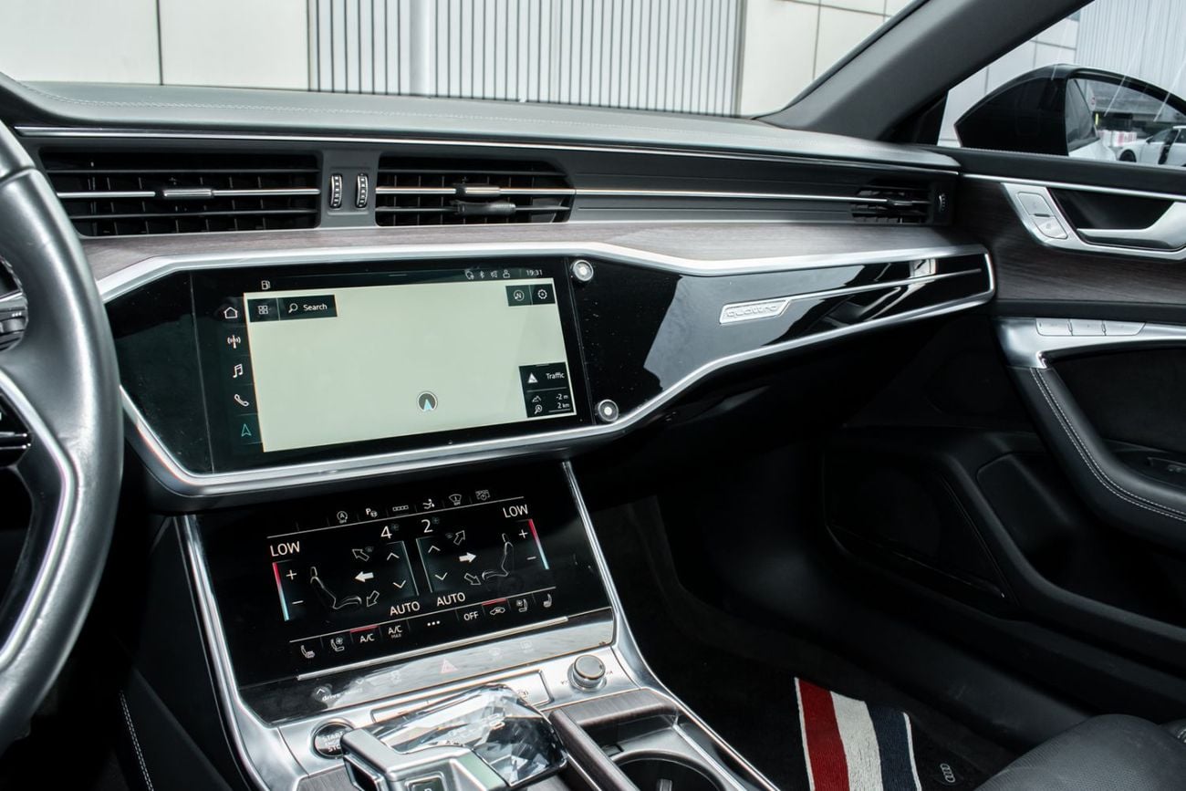 أودي A7 55 TFSI quattro S-Line 3.0L