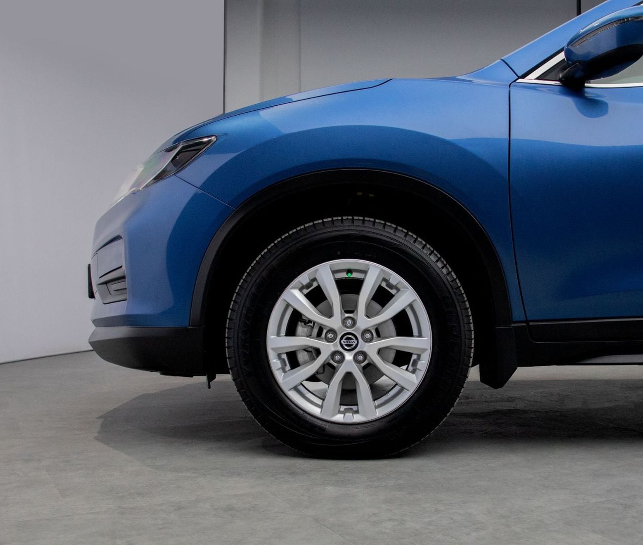 نيسان إكس تريل S 2.5L FWD (5 Seater)