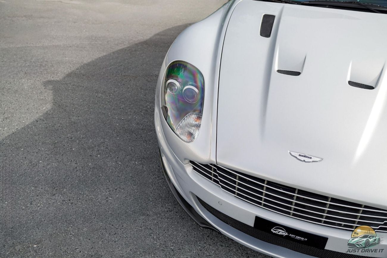 Aston Martin DBS STD