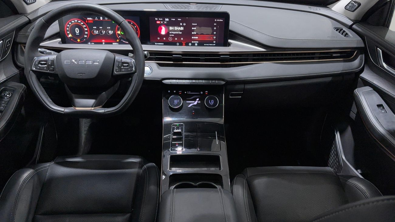 إكسيد LX LUXURY كارس24 هي سوق ضخم للسيارات المستعملة موثوق ومضمون ٪كارس24 هي سوق ضخم للسيارات المستعملة موثوق ومضمون