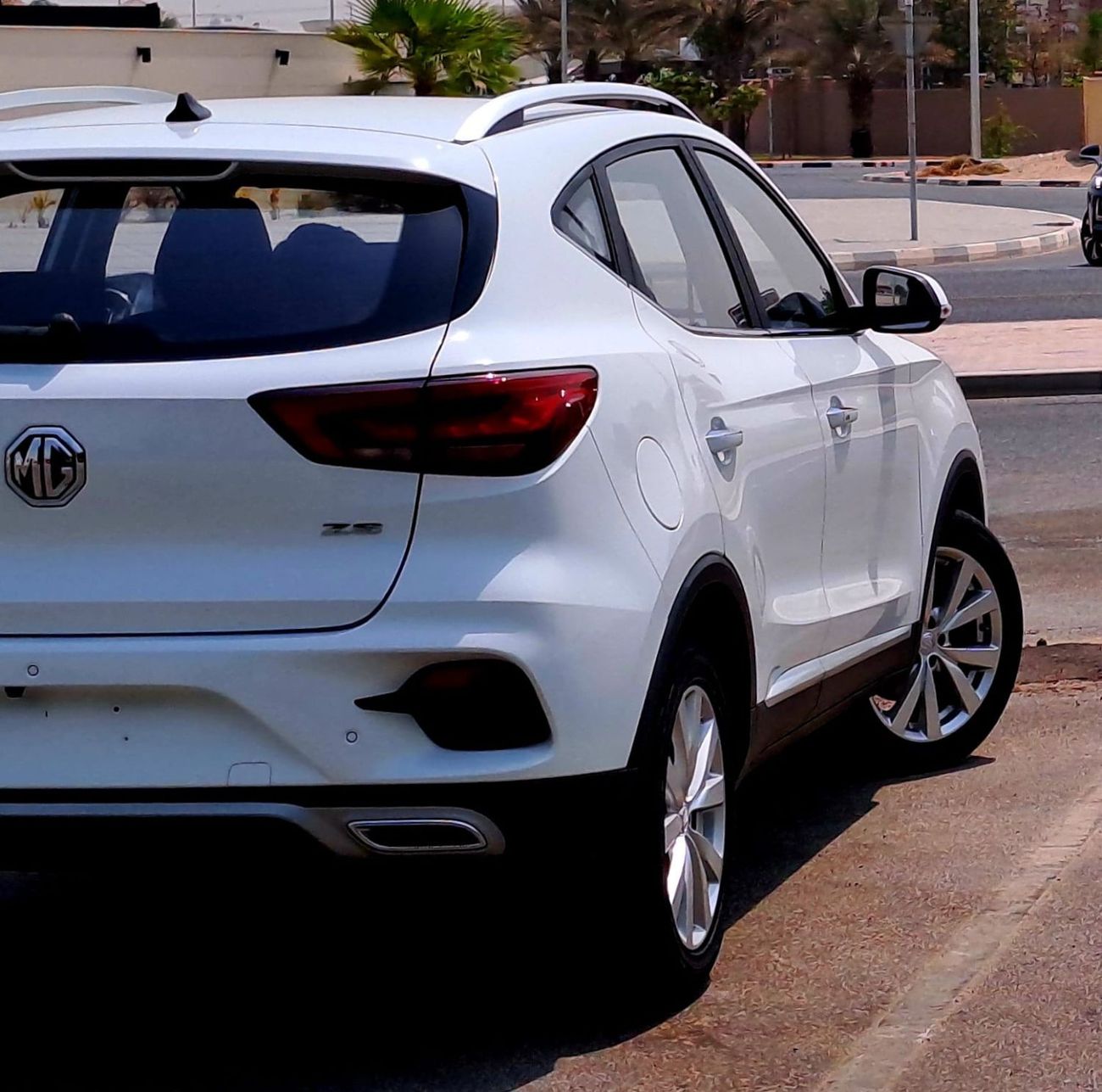 MG ZS  2023 1.5L GCC (590/-MONTHLY)