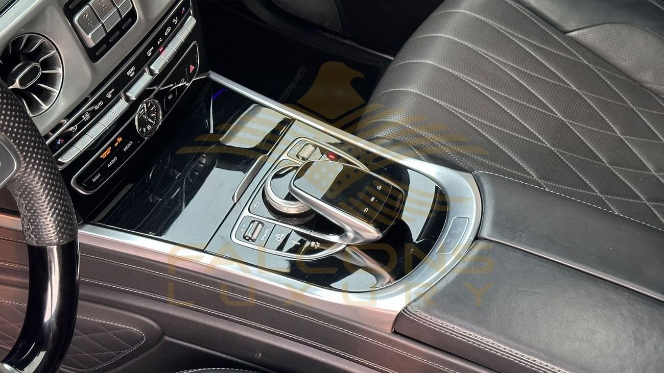 Mercedes Benz G63 AMG MANUFAKTUR EXCLUSIVE PLUS Mercedes-Benz G-Class 2021 G 63 AMG GCC Specs ORIGINAL PAINT