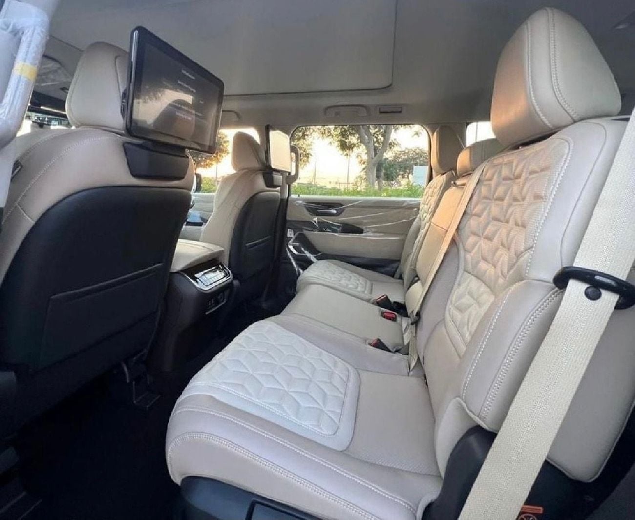 نيسان باترول Nissan patrol/ 2026 / GCC / black / 0km