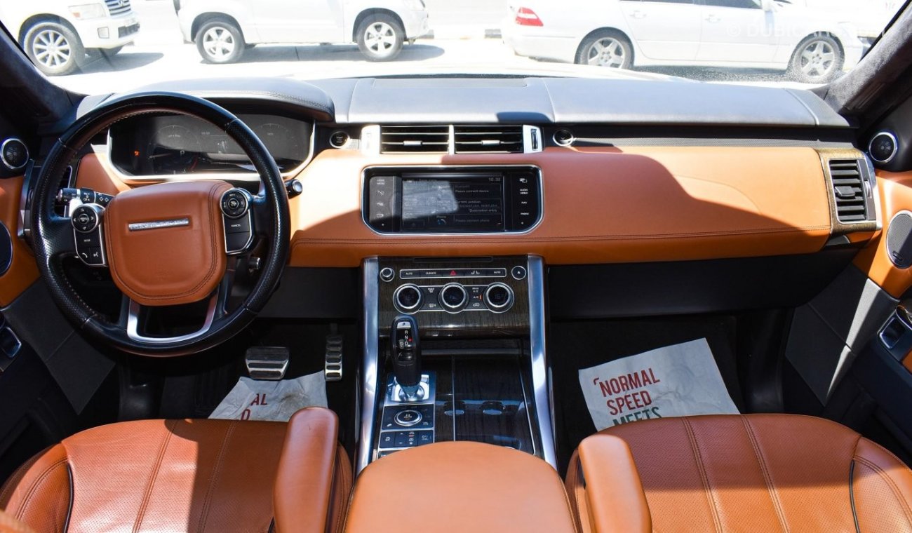 Land Rover Range Rover Supercharged With Autobiography badge