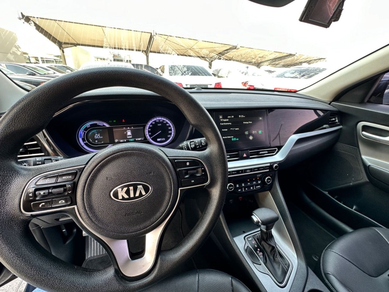 Kia Niro هايبرد خاليه من الحوادث
