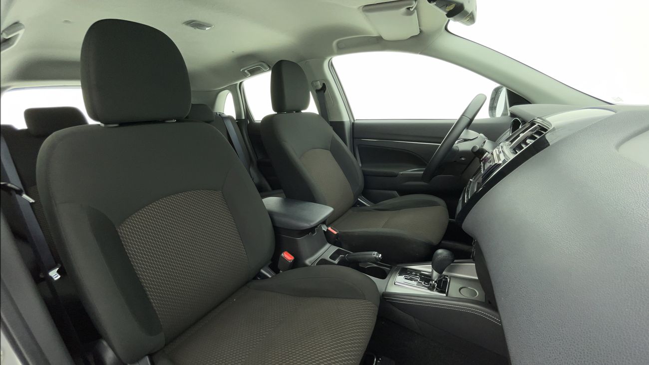 ميتسوبيشي ASX GLX LOWLINE CAMERA+ SENSOR 2 | بدون دفعة مقدمة | اختبار القيادة في المنزل