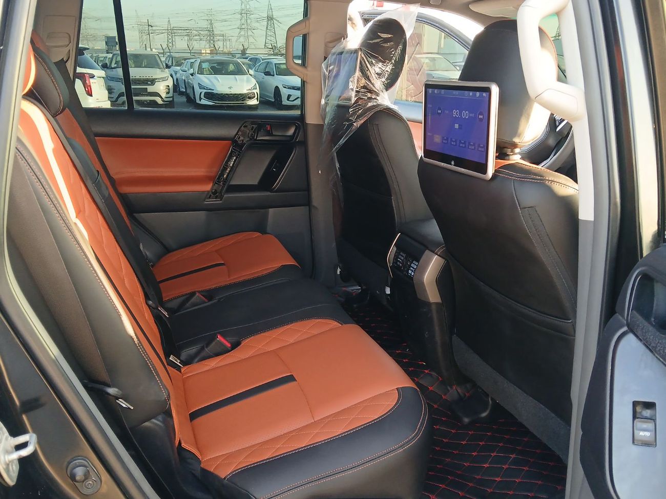 تويوتا برادو Toyota prado 2013Model TXL 2.7L v4 petrol Engine Colour Black push start Transmission Automatic Inte