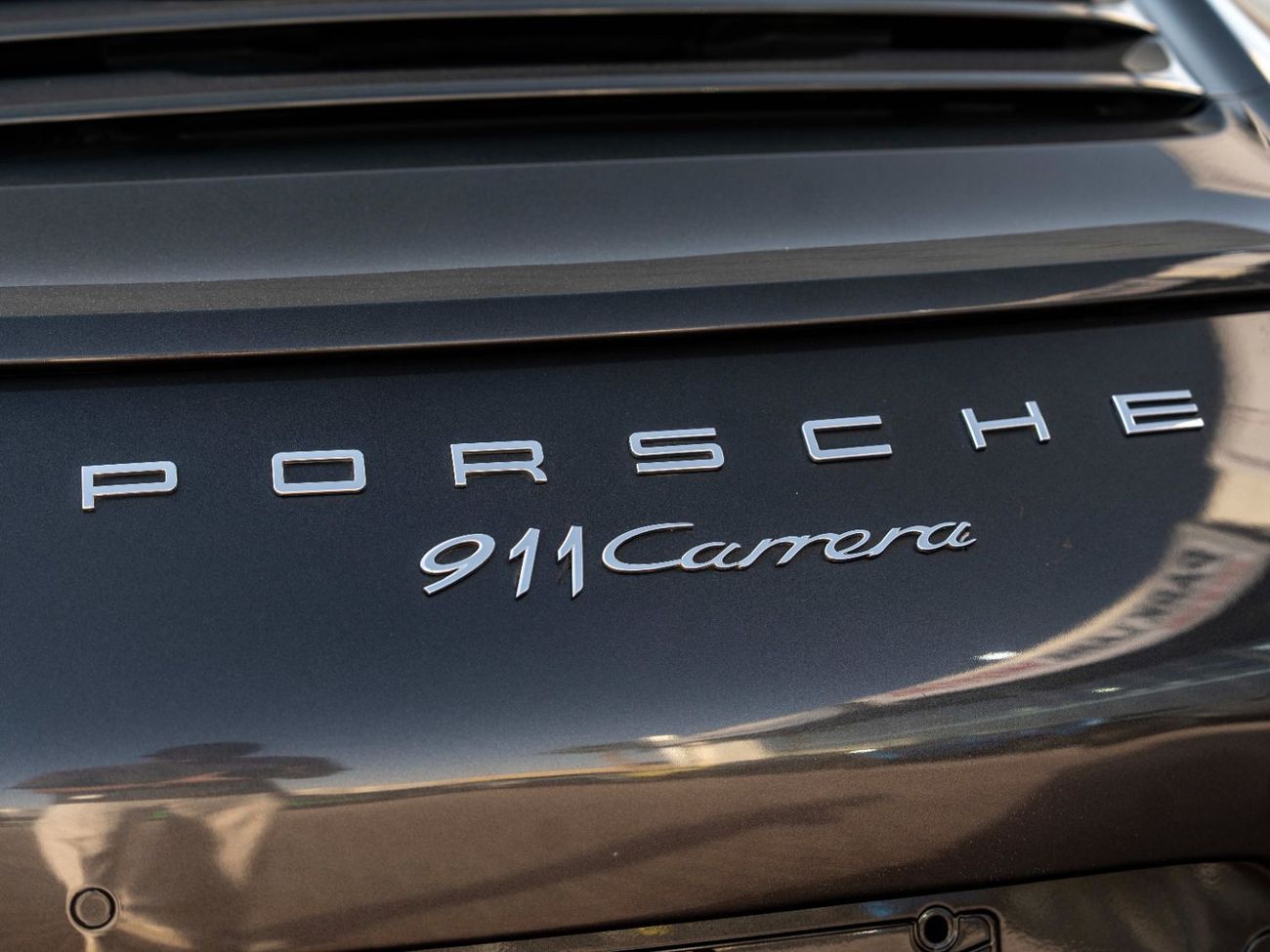Porsche 911 Carrera 3.6L Coupe