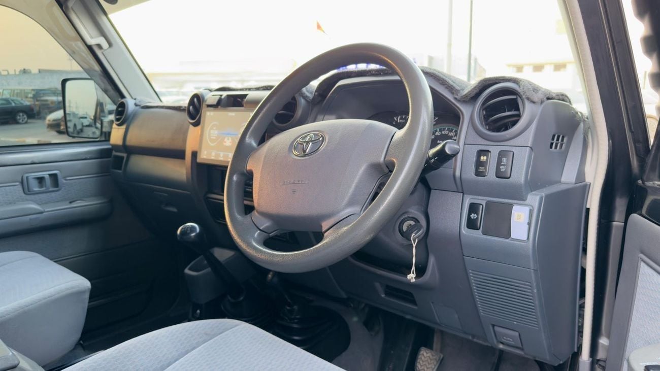 Toyota Land Cruiser HEAVY OFF-ROAD SETUP | 4WD | 4.5L DIESEL ENGINE | MANUAL TRANSMISSION | ROOF RACK + TENT | DOUBLE CA