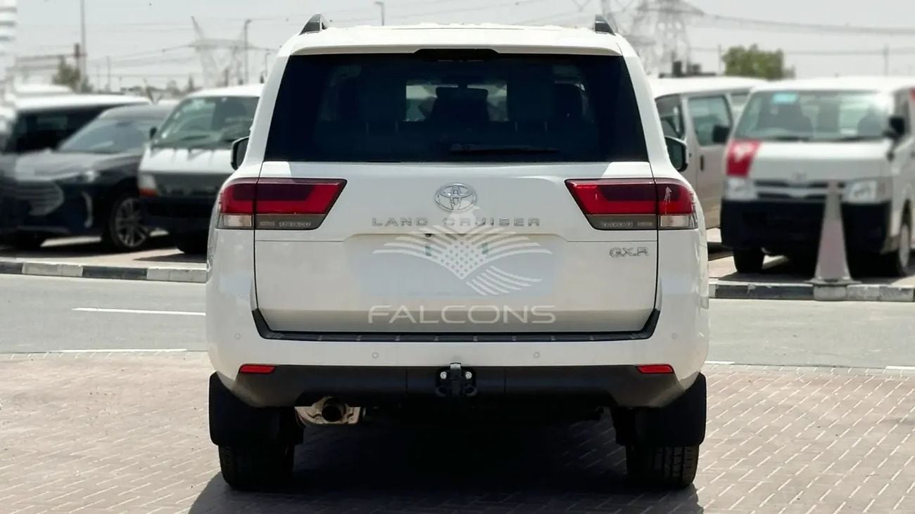 تويوتا لاند كروزر Toyota LC300 4.0L GXR