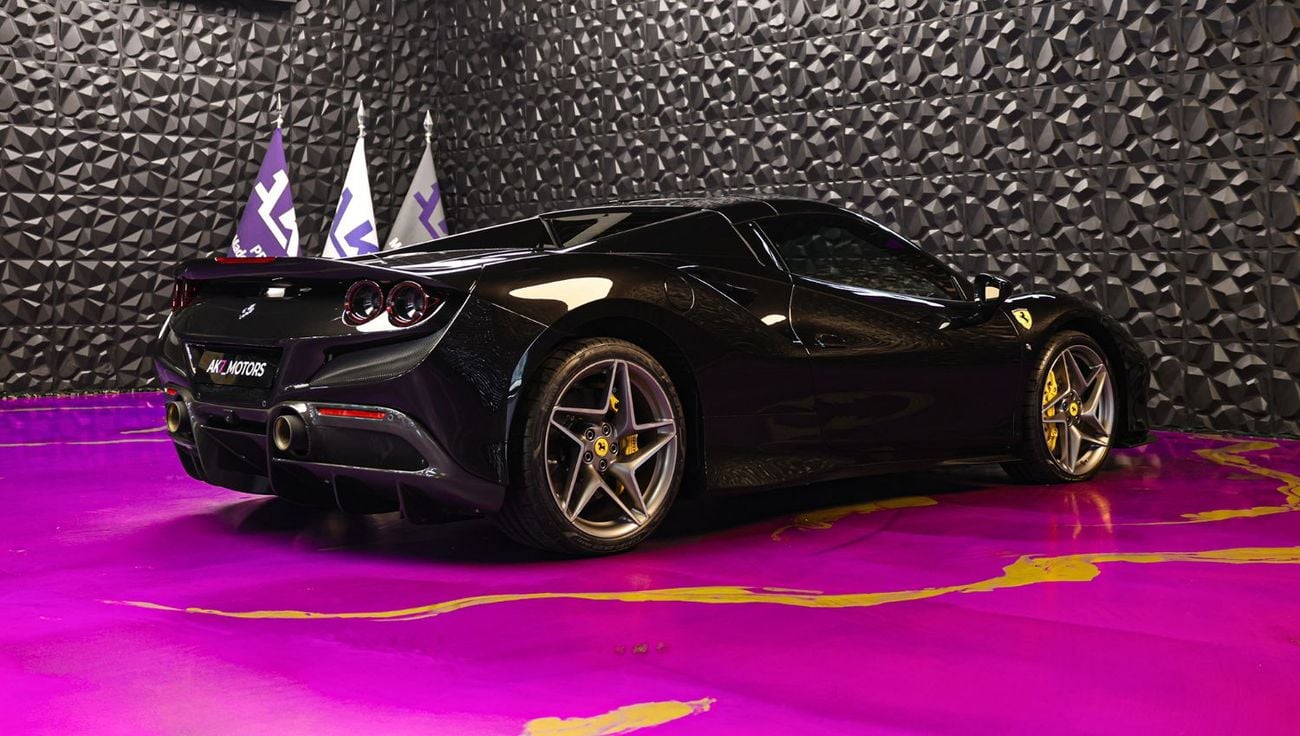 Ferrari F8 Spider Ferrari F8 Spider 2021
