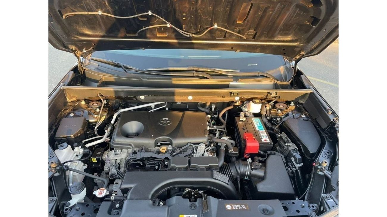 Toyota RAV4 2019 Toyota Rav4 XLE 4x4 AWD 2.5L V4 Full Option -