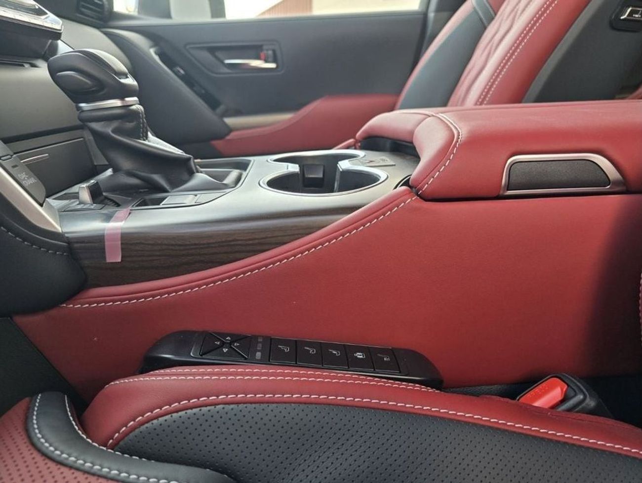 تويوتا لاند كروزر VX 3.5L PETROL A/T WITH MBS AUTOBIOGRAPHY VIP 4 SEAT AND ROOF STAR LIGHT