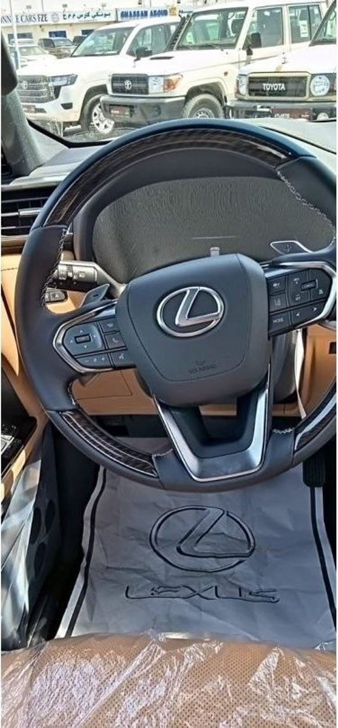 لكزس LX 600 LEXUS LX 600 TURBO SPORTS 7 SEATER