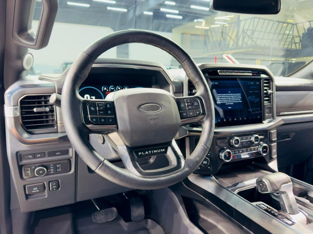 Ford F 150 | Platinum Edition FX4