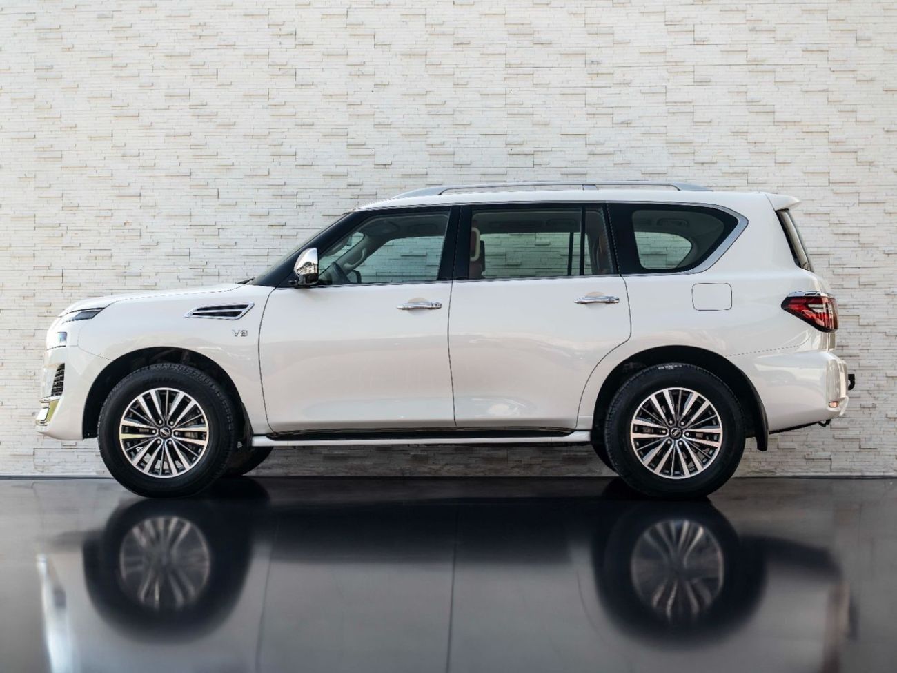 نيسان باترول LE Platinum 5.6L