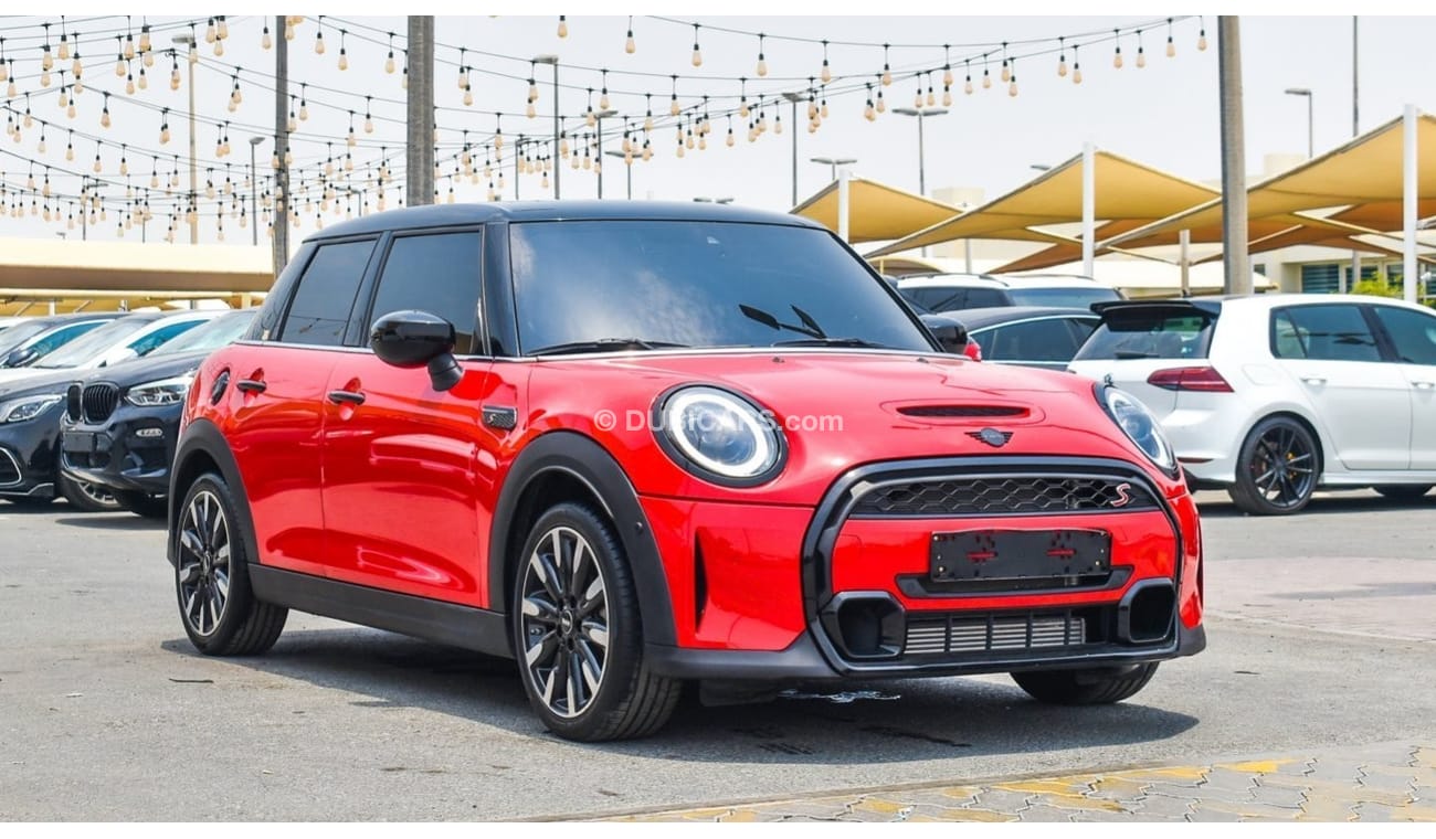 Used Mini Cooper S 2023 for sale in Sharjah 635121