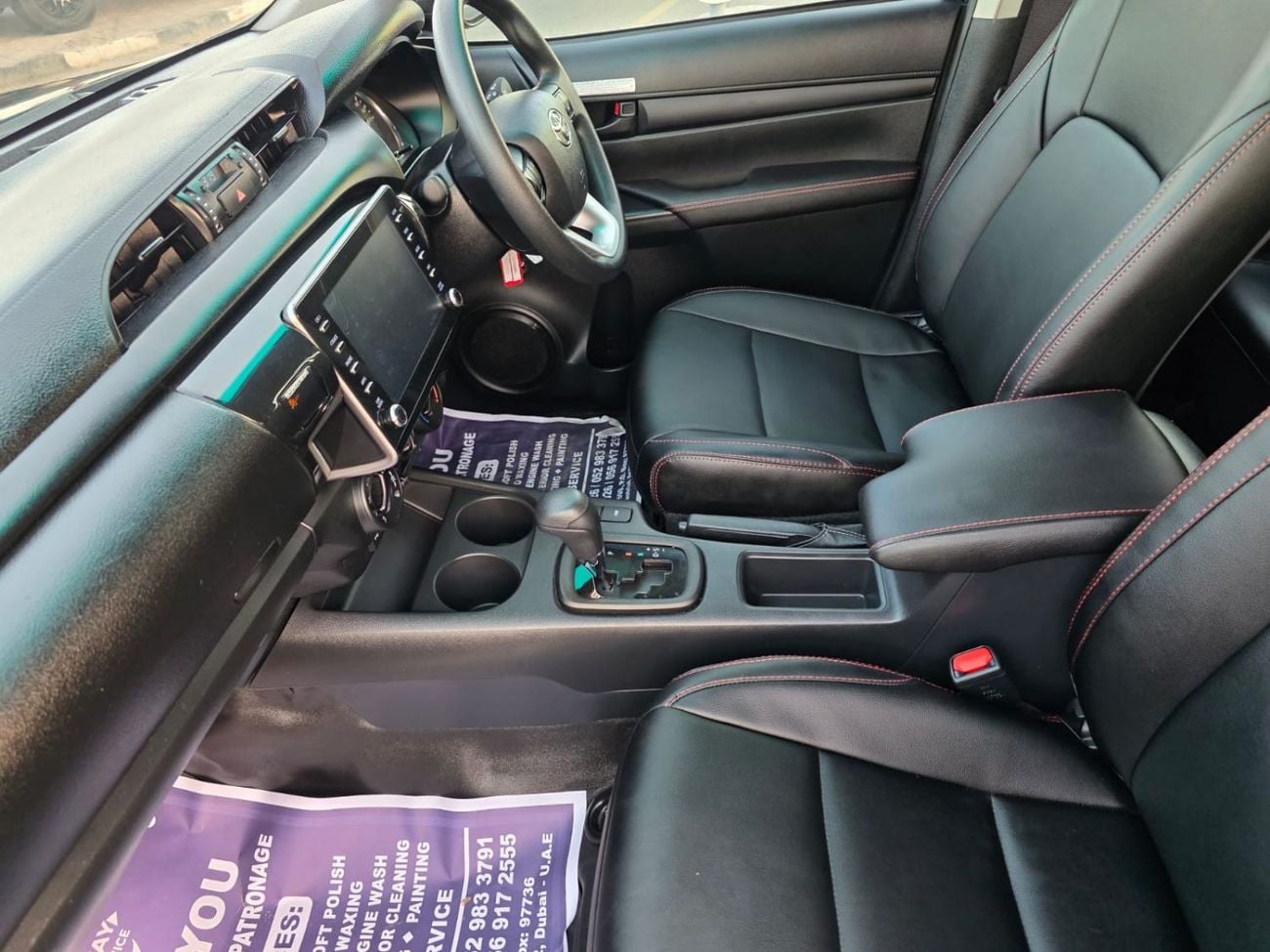 Toyota Hilux TOYOTA HILUX PICK UP SR5 GR SEATS 2024 WHITE 4WD AT DIESEL = RIGHT HAND