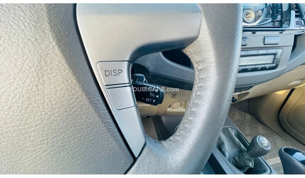 تويوتا فورتونر SR5