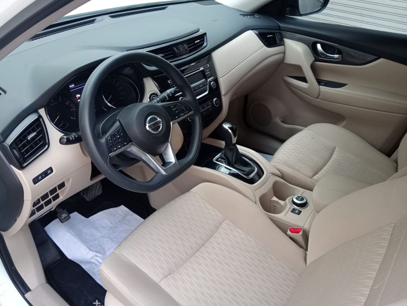 Nissan XTrail S 2.5L (169 HP) FWD (5 Seater)