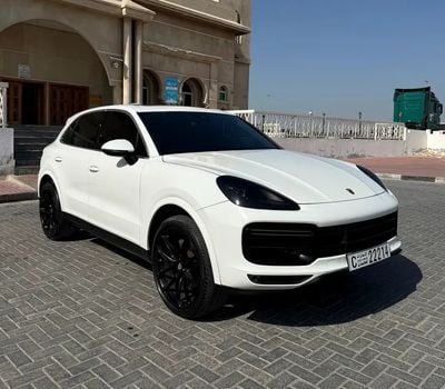 Porsche Cayenne STANDARD LOW MILEAGE + 1 YEAR SERVICE CONTRACT
