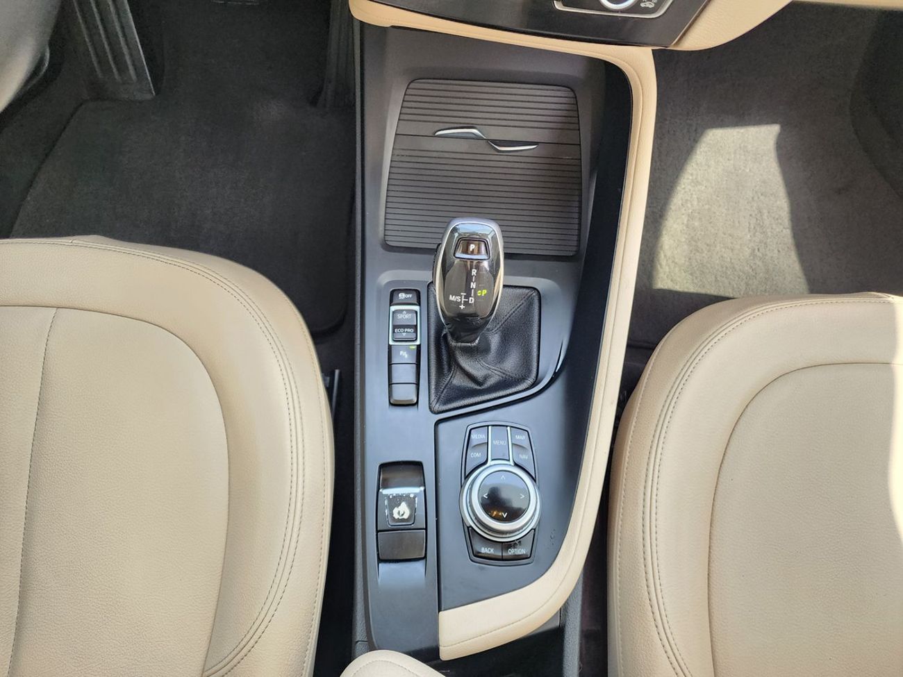 بي أم دبليو X1 sDrive 20i 2.0L