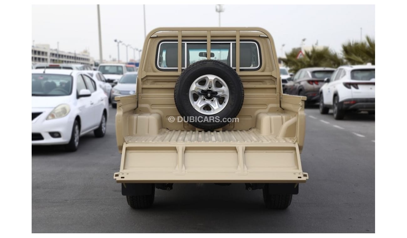 Toyota Land Cruiser Pick Up 2023 Toyota LC PUP 4X4 DC 4.5 With Diff Diesel Manual - Beige inside oak - Export only