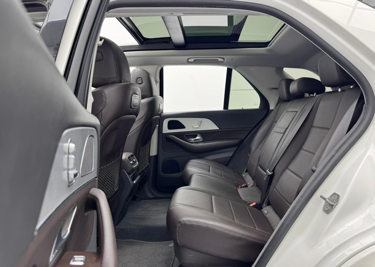 مرسيدس بنز GLE 450 2020 Mercedes-Benz GLE450 4MATIC, Oct / 2026 Mercedes Warranty, Mercedes Service History, GCC