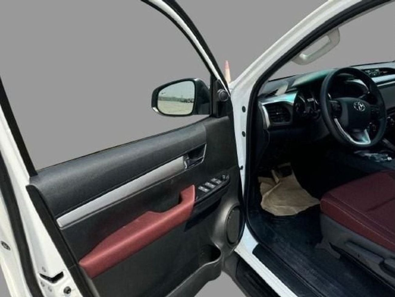 Toyota Hilux Toyota hilux 2.7L petrol MY2025