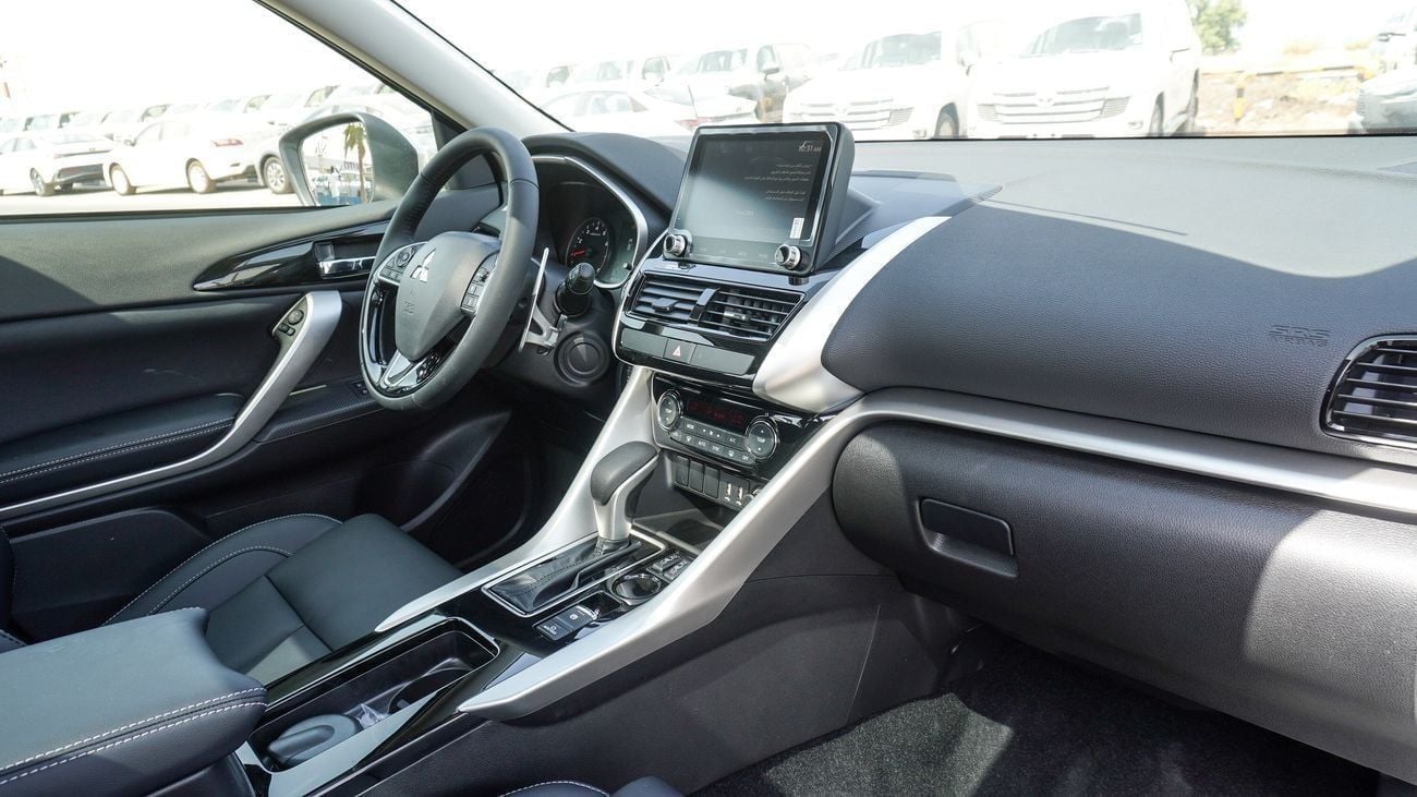 ميتسوبيشي إكلبس كروس Brand New Mitsubishi Eclipse Cross HighLine 2026 Export 1.5L 2WD Petrol|Silver/Black|ECLIPSECROSS-GL