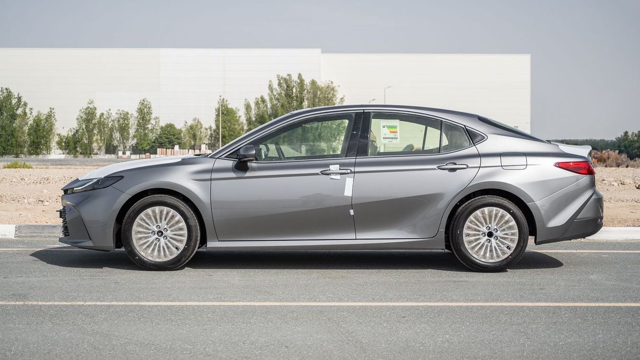 تويوتا كامري GLE TOYOTA CAMRY 2.5 LE -2026YM