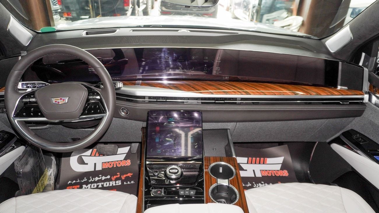 Cadillac Escalade 600